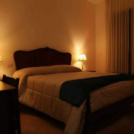 Bailardo Bed & Breakfast 3*