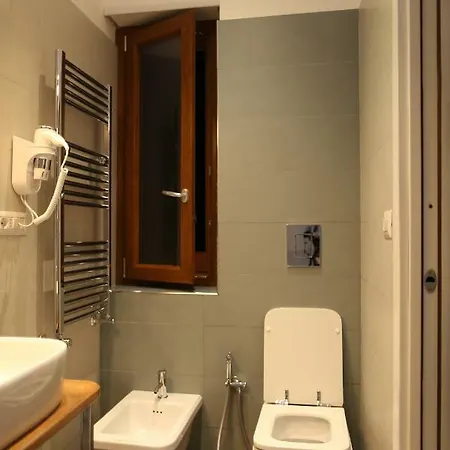 לינה וארוחת בוקר Bailardo